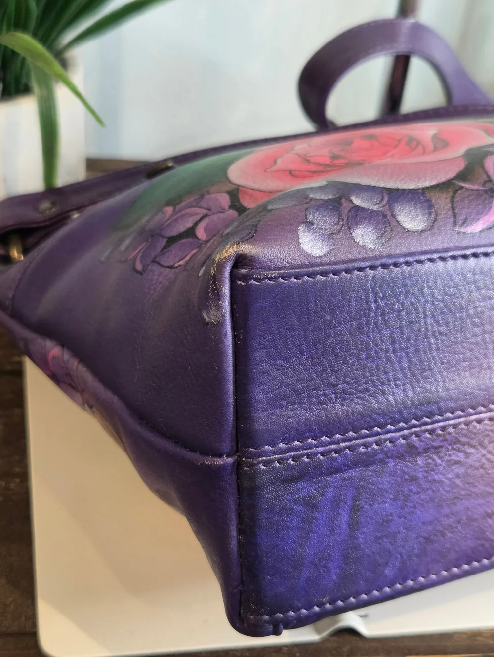 Anuschka Hand-Painted Purple Floral Leather Shoulder Bag - Picture 10 of 14